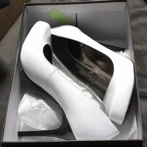 Women’s stiletto heel